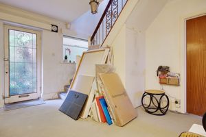 Entrance Hall- click for photo gallery